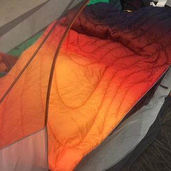 REI - Ombré rumple camping blanket - Bikes Near Me - Tustin, California REI - Ombré rumple camping blanket - Bikes Near Me - Tustin, California