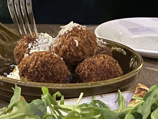 Belvedere Lobby Bar by null