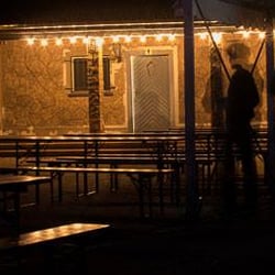 Freilichtbühne Weißensee - Biergarten im Hof