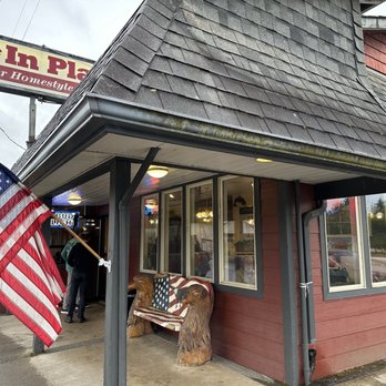 The In Place - The exterior - American Near Me - Forks, Washington