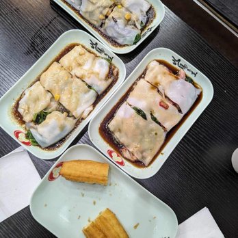 Yin Ji Chang Fen - Berkeley - Youtiao (fried Dough Stick), Vegetarian Rice Noodle Roll, BBQ Pork Rice Noodle Roll, and corn rice noodle roll - Cantonese Near Me - Berkeley, California Yin Ji Chang Fen - Berkeley - Youtiao (fried Dough Stick), Vegetarian Rice Noodle Roll, BBQ Pork Rice Noodle Roll, and corn rice noodle roll - Cantonese Near Me - Berkeley, California