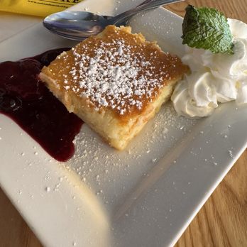 Salt + Smoke - Gooey Butter Cake - Bars Near Me - Saint Louis, Missouri Salt + Smoke - Gooey Butter Cake - Bars Near Me - Saint Louis, Missouri