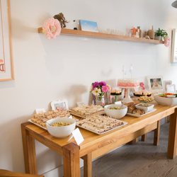 Sweet Tweets Bakeshop - Ruffled Cake