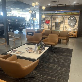 Chapman Chrysler Jeep - Waiting room area - Auto Repair Near Me - Henderson, Nevada Chapman Chrysler Jeep - Waiting room area - Auto Repair Near Me - Henderson, Nevada