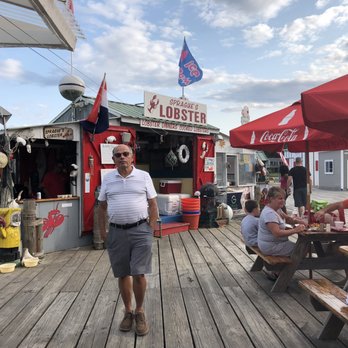 Sprague's Lobster - Where they steam the liners and clams. - Seafood Near Me - Wiscasset, Maine Sprague's Lobster - Where they steam the liners and clams. - Seafood Near Me - Wiscasset, Maine