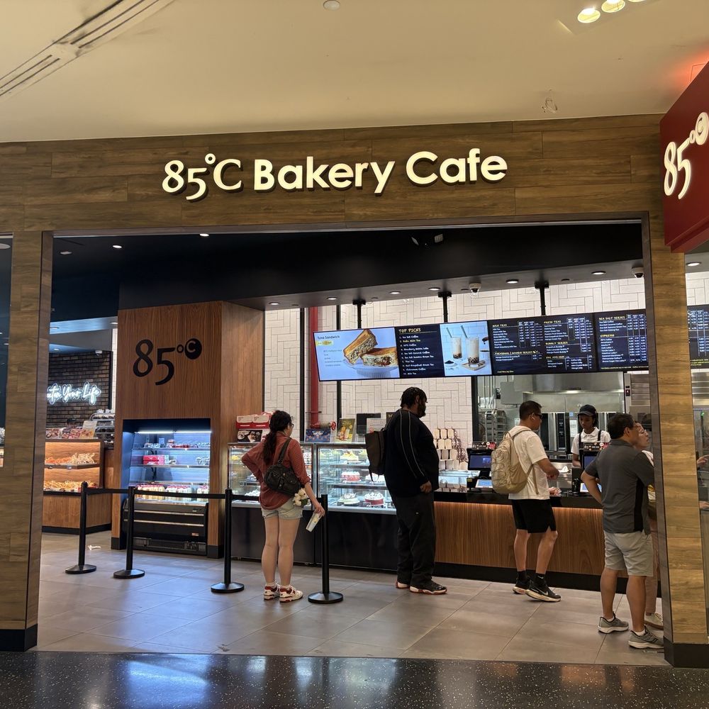 85°C Bakery Cafe-Flushing - store front - Bakeries Near Me - Flushing, New York