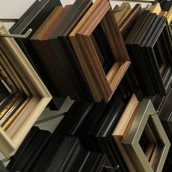 Picture Frame Factory Warehouse - We frame portraits, objects, paintings, photographs, everything! Come and see our incredible selection!