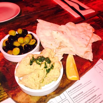 The Laundrette - Our starters, hummus, olives and flatbread - Cocktail Bars Near Me - Manchester, XGM