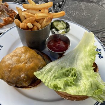 Rye Leawood - USDA Prime "Daily Grind" Burger - New American Near Me - Leawood, Kansas