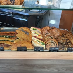 Rödings Backshop - Sandwiches and pastries