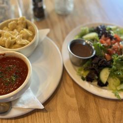 Jeremiah Cafe - Macaroni and Cheese, Tomato Basil Soup and Salad