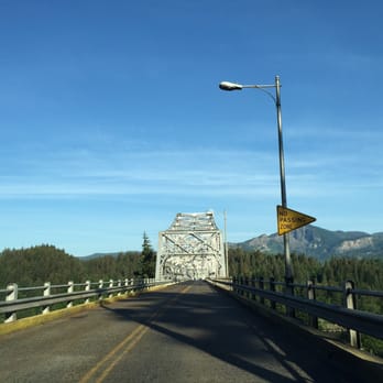 Bridge of The Gods - Towards Stevenson at the $1 tollbooth. - Landmarks & Historical Buildings Near Me - Cascade Locks, Oregon