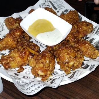 Luv Dduk - Garlic wings - Korean Near Me - Cerritos, California Luv Dduk - Garlic wings - Korean Near Me - Cerritos, California