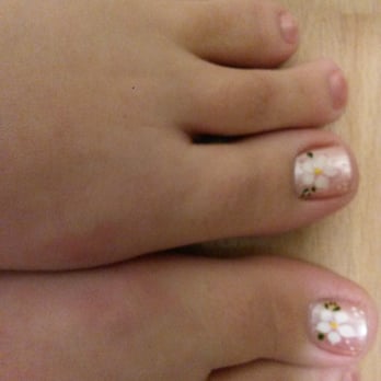 Marble Nails and Spa - Just got this done. It's so cute. Looking forward to my next visit - Nail Salons Near Me - Ventura, California Marble Nails and Spa - Just got this done. It's so cute. Looking forward to my next visit - Nail Salons Near Me - Ventura, California
