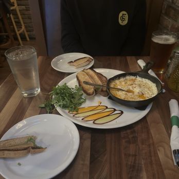 Fat Olives - Pizza Near Me - Flagstaff, Arizona