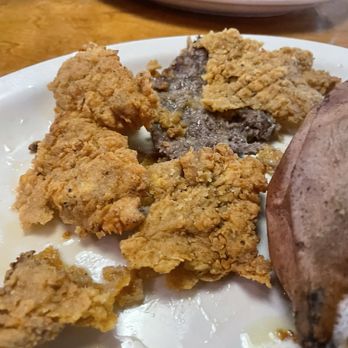 Texas Roadhouse - Chicken fried steak - American Near Me - San Antonio, Texas