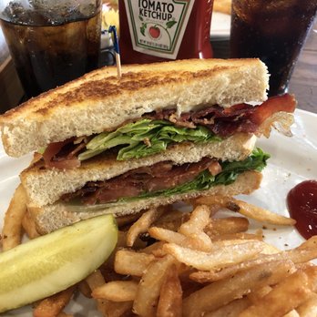 Frizzle Chicken Cafe - Breakfast & Brunch Near Me - Pigeon Forge, Tennessee Frizzle Chicken Cafe - Breakfast & Brunch Near Me - Pigeon Forge, Tennessee