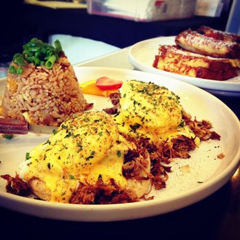 Sweet E's Cafe - Kalua Pork Eggs Benedict w/Fried Rice - Cafes Near Me - Honolulu, Hawaii Sweet E's Cafe - Kalua Pork Eggs Benedict w/Fried Rice - Cafes Near Me - Honolulu, Hawaii