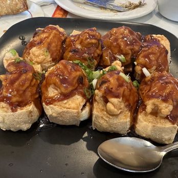 Rainbow Restaurant - Pan fried tofu stuffed with shrimp paste in black bean sauce $18 - Chinese Near Me - Farmington, Michigan Rainbow Restaurant - Pan fried tofu stuffed with shrimp paste in black bean sauce $18 - Chinese Near Me - Farmington, Michigan