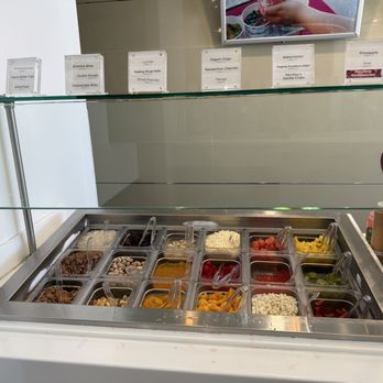 Yogurtland - Toppings - Ice Cream & Frozen Yogurt Near Me - San Pedro, California Yogurtland - Toppings - Ice Cream & Frozen Yogurt Near Me - San Pedro, California