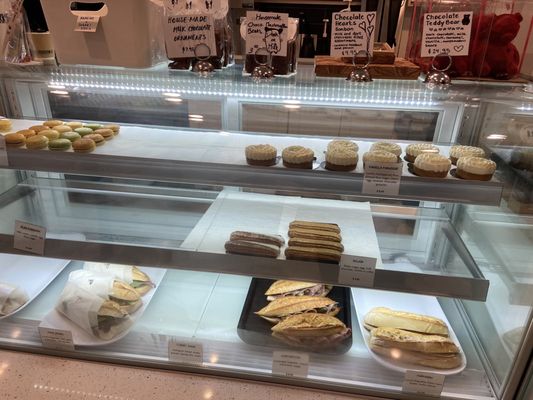 Colette Bakery by null