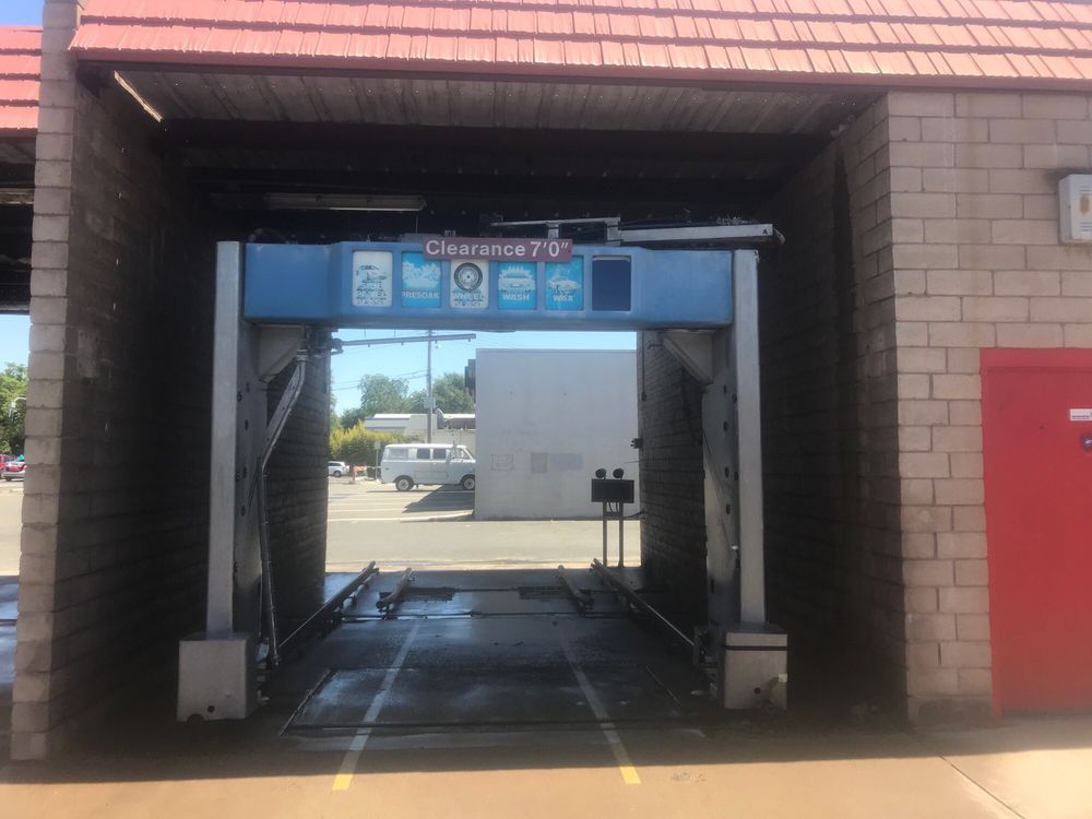 AUTO SPLASH CAR WASH 15 Photos & 20 Reviews 7320 Winding Way, Fair