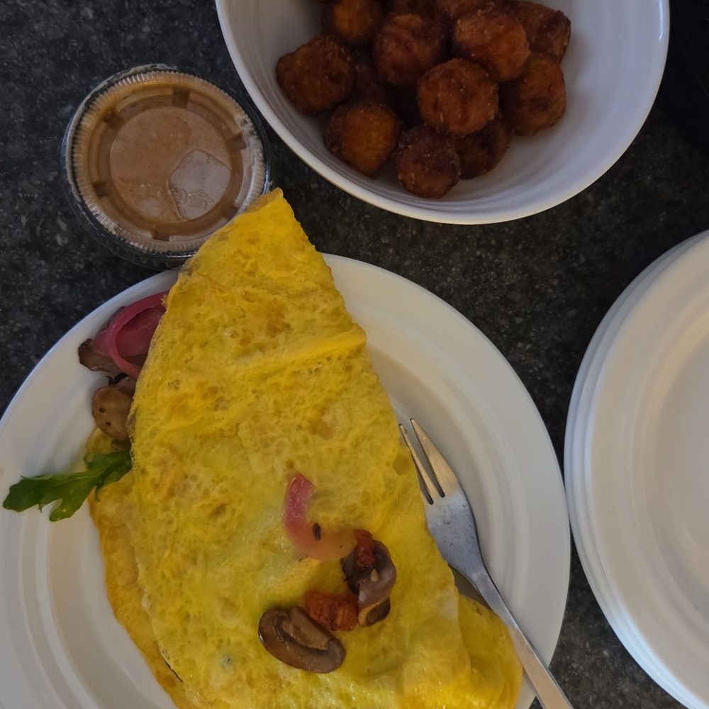 Garden vegetable omelet and sweet potato tots Garden vegetable omelet and sweet potato tots