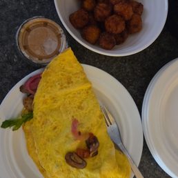 Garden vegetable omelet and sweet potato tots Garden vegetable omelet and sweet potato tots