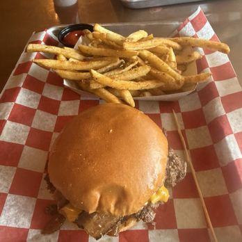 Burger Daddy - Single bacon cheese burger. I think they call it the OG and Cajun fries. - Burgers Near Me - Stuart, Florida