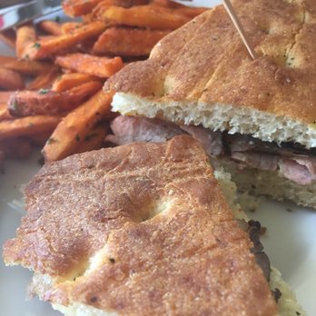 Bushfire Kitchen - Temecula - The bushfire special sandwich and the amazing sweet potato fries - Gluten-Free Near Me - Temecula, California