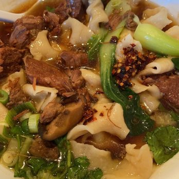Lili's Restaurant - beef noodle soup 10/10 - Chinese Near Me - Amherst, Massachusetts