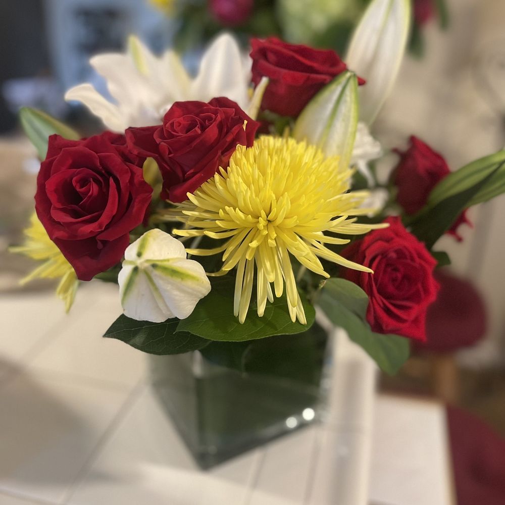 Madison Workshop West - Florists Near Me - Palm Desert, California Madison Workshop West - Florists Near Me - Palm Desert, California