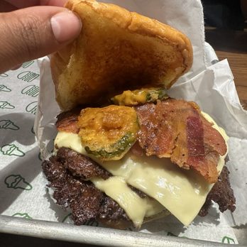 Shake Shack Willow Place - Burgers Near Me - Richmond, Virginia Shake Shack Willow Place - Burgers Near Me - Richmond, Virginia