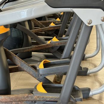 LA Fitness - Elliptical trainers - Gyms Near Me - Oviedo, Florida LA Fitness - Elliptical trainers - Gyms Near Me - Oviedo, Florida