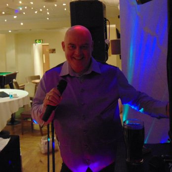 Dave Bear Karaoke Roadshow - DJs Near Me - Blackpool, BPL