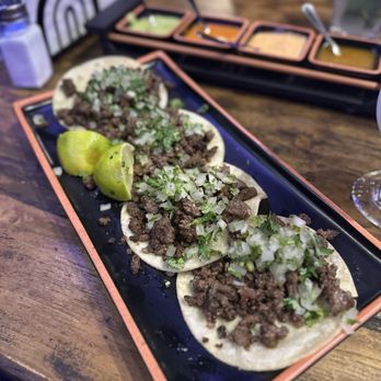 Los Gyros - Carne Asada Tacos - Mexican Near Me - Toronto, Ontario