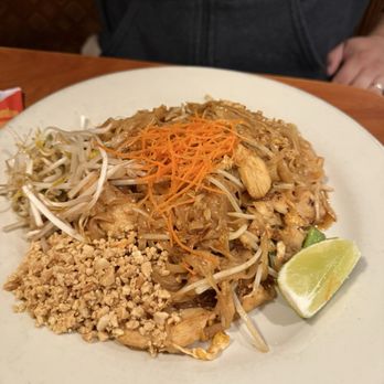 Thai Thani - Pad Thai Chicken - Thai Near Me - Orlando, Florida Thai Thani - Pad Thai Chicken - Thai Near Me - Orlando, Florida