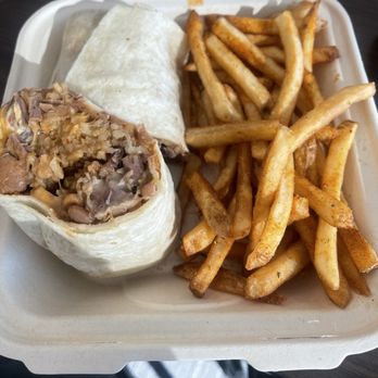 Butcher's Kitchen CHAR-B-QUE - Brisket Burrito YUMMY - Barbeque Near Me - Reno, Nevada