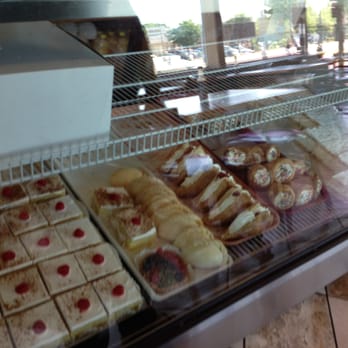 Veronica'S Bakery & Cafe - Bakeries Near Me - Springfield, Virginia
