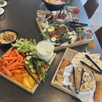 Cyds Catering - Caterers Near Me