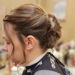 Mikka Arrington Salon - On location Bridal party hair