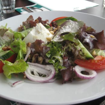 De Tuin - Goat Cheese salad - Gastropubs Near Me - Rotterdam, ZH