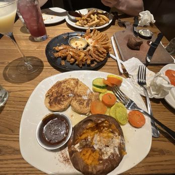 Outback Steakhouse - Steakhouses Near Me - Smithfield, North Carolina
