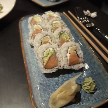 Mikata - Philly roll - Sushi Bars Near Me - Dunwoody, Georgia