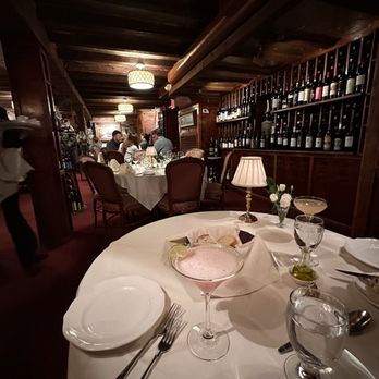 Ristorante Massimo - Main Dinning Room (Located in the basement) - Italian Near Me - Portsmouth, New Hampshire Ristorante Massimo - Main Dinning Room (Located in the basement) - Italian Near Me - Portsmouth, New Hampshire