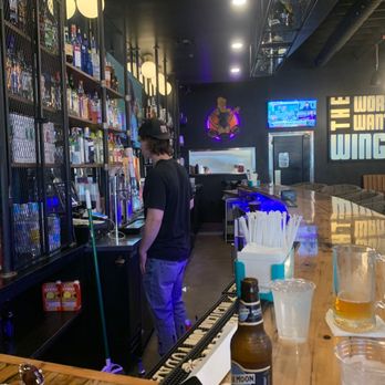 Hott Wings - Bar - Chicken Wings Near Me - Edmond, Oklahoma Hott Wings - Bar - Chicken Wings Near Me - Edmond, Oklahoma