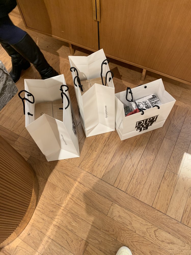 We Do Deliveries Vegas Logo