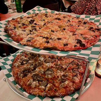 PIZZ'AMICI - pizza - Pizza Near Me - Chicago, Illinois