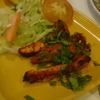 Monty's Tandoori - Chicken tikka - Himalayan/Nepalese Near Me - London, XGL Monty's Tandoori - Chicken tikka - Himalayan/Nepalese Near Me - London, XGL