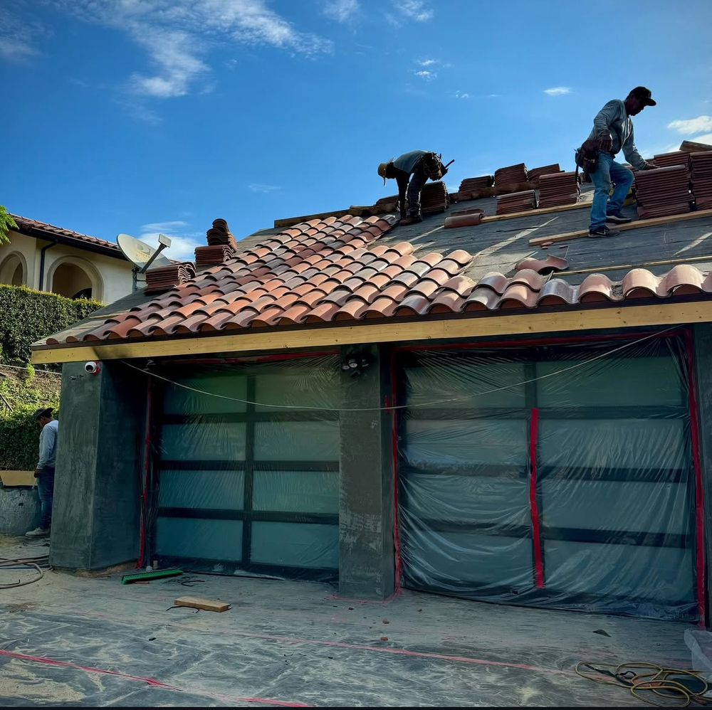 Slide of San Ventura Roofing